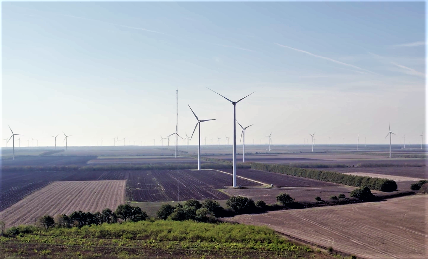 Със 70% повече електроенергия произведе вятърен парк „Свети Никола“ през