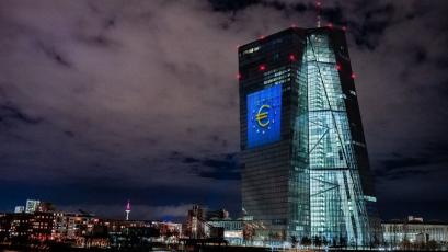 Единната европейска валута еврото влезе в обращение преди 20 години