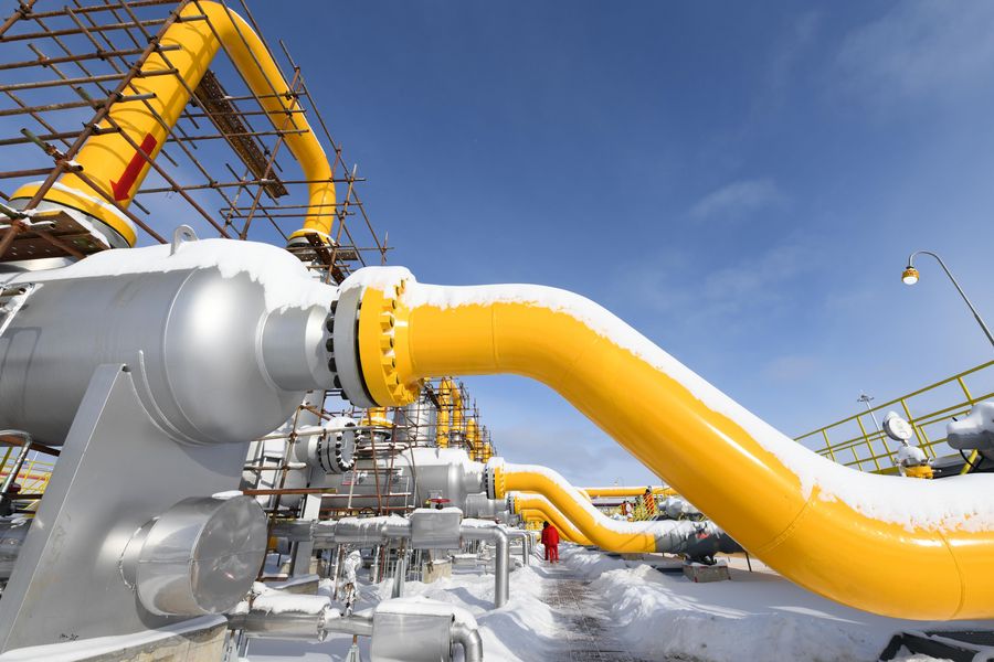 Газовите потоци на „Газпром“ към Европа през декември достигнаха най-ниското