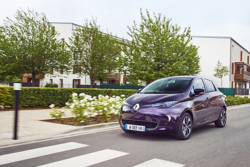 Renault става поредният автомобилен производител който обявява кога ще сложи край