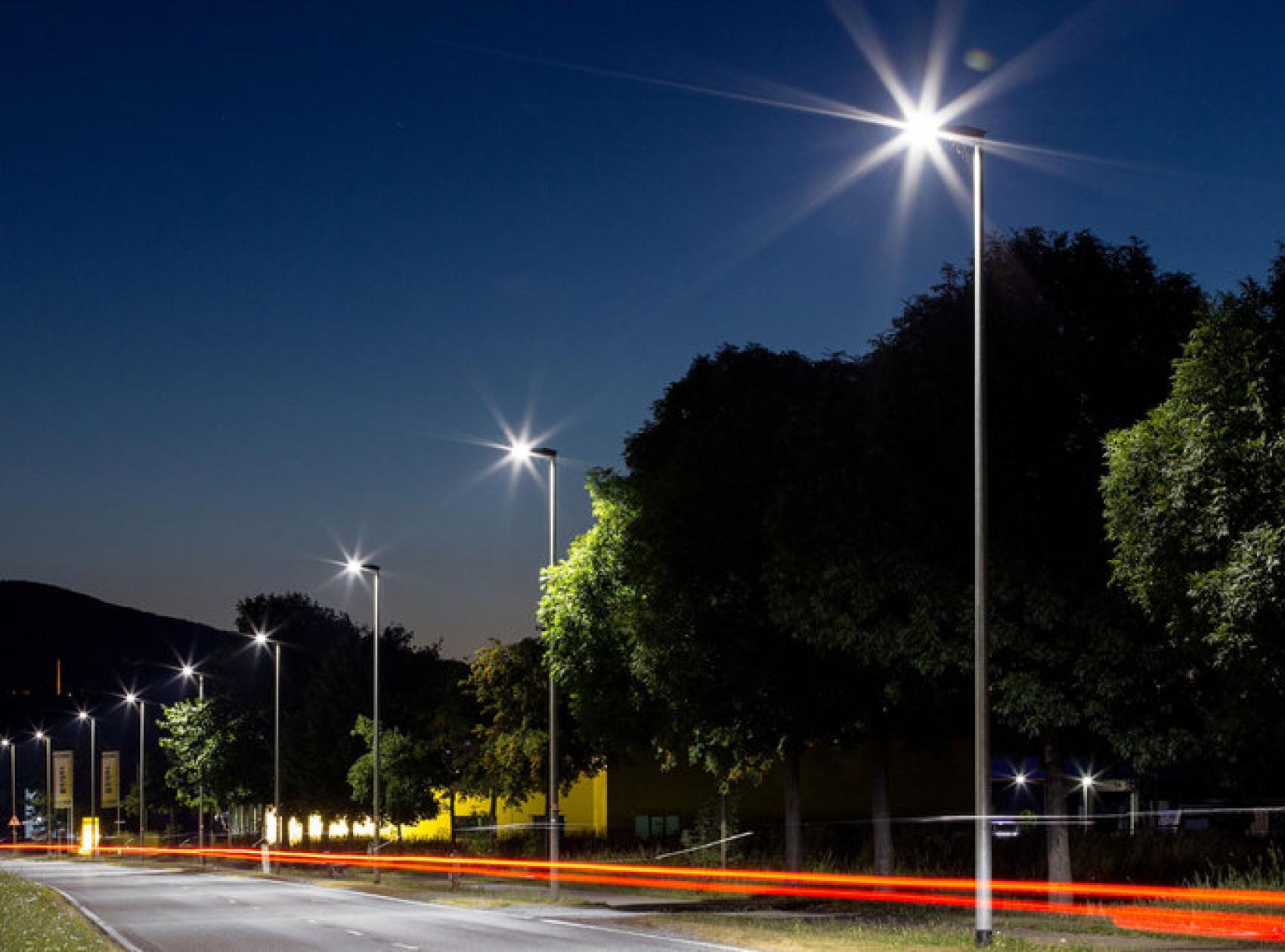 Municipalities turn off street lights at night to save electricity | 3e-news