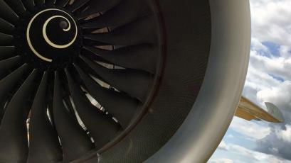 Air China и британският инженерен холдинг Rolls-Royce Holdings Plc обявиха