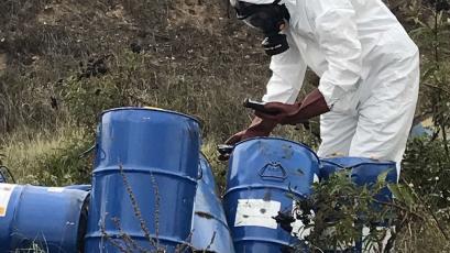 Откриха 250 изхвърлени варела с химикали в няколко столични района