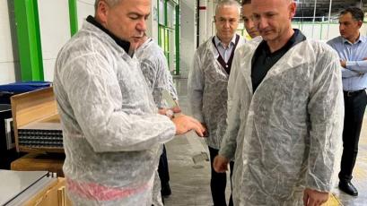 The Minister of Energy Rosen Hristov visited a high tech plant