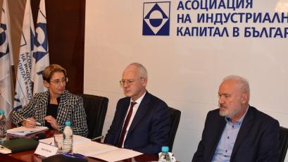 Асоциация на индустриалния капитал в България АИКБ отчете повишение на