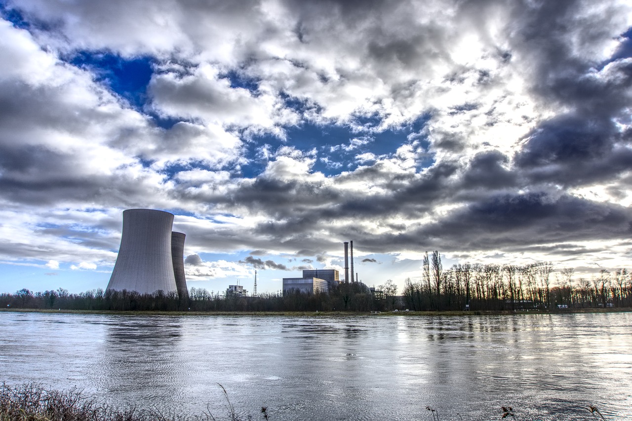 Японското правителство одобри план за максимално използване на атомната енергия