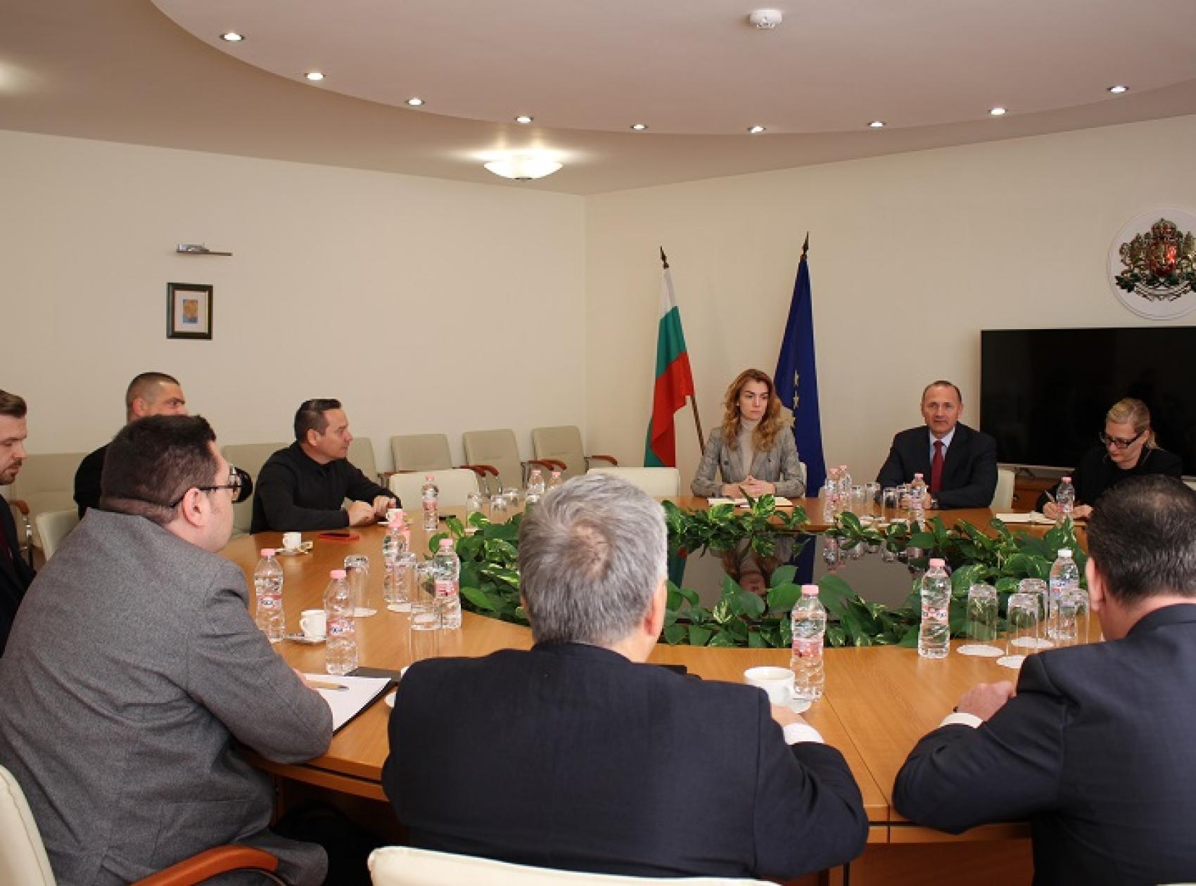 The Minister of Energy Rosen Hristov met with representatives of