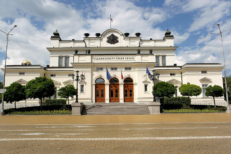 Президентът Румен Радев свиква 49-ото Народно събрание на 12 април.