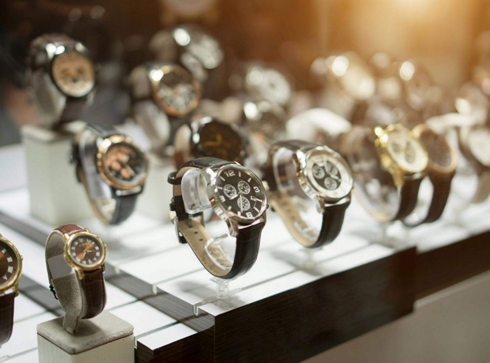 Износът на швейцарски часовници през март 2023 г. се е