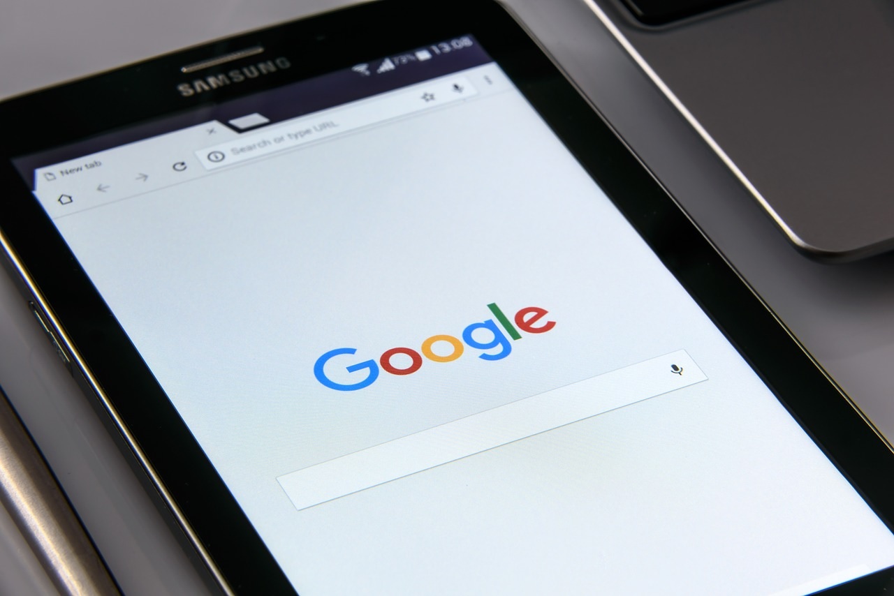 Технологичната компания Гугъл (Google) въвежда нова функция при смартфоните и
