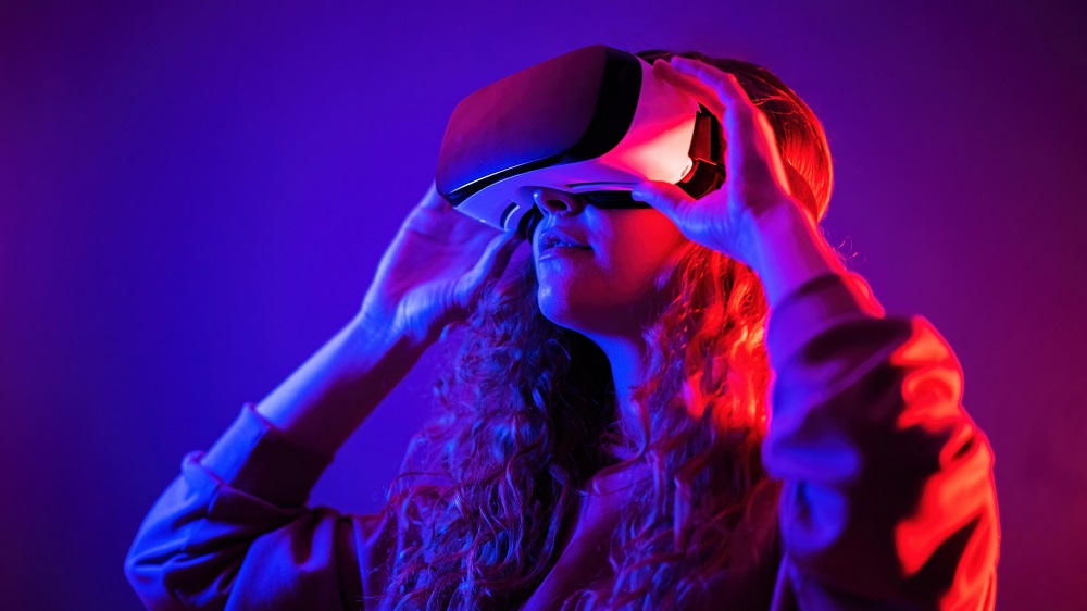 Добавената реалност (AR) и виртуалната реалност (VR) се възприемат все