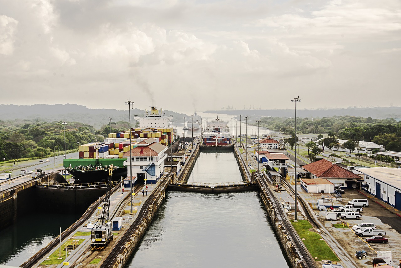 Ръководителите на Панамския канал заявиха, че очакват приходите от водния