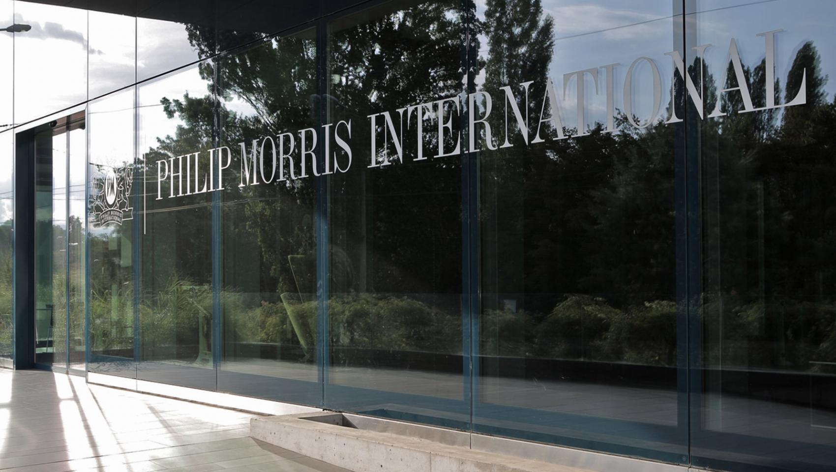 Американският производител на цигарени изделия  Philip Morris International обсъжда възможността