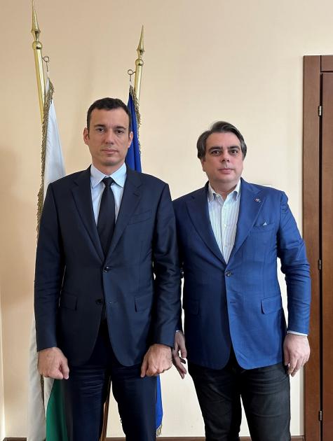 Финансовото състояние на София обсъдиха кметът Васил Терзиев и министърът на финансите Асен Василев