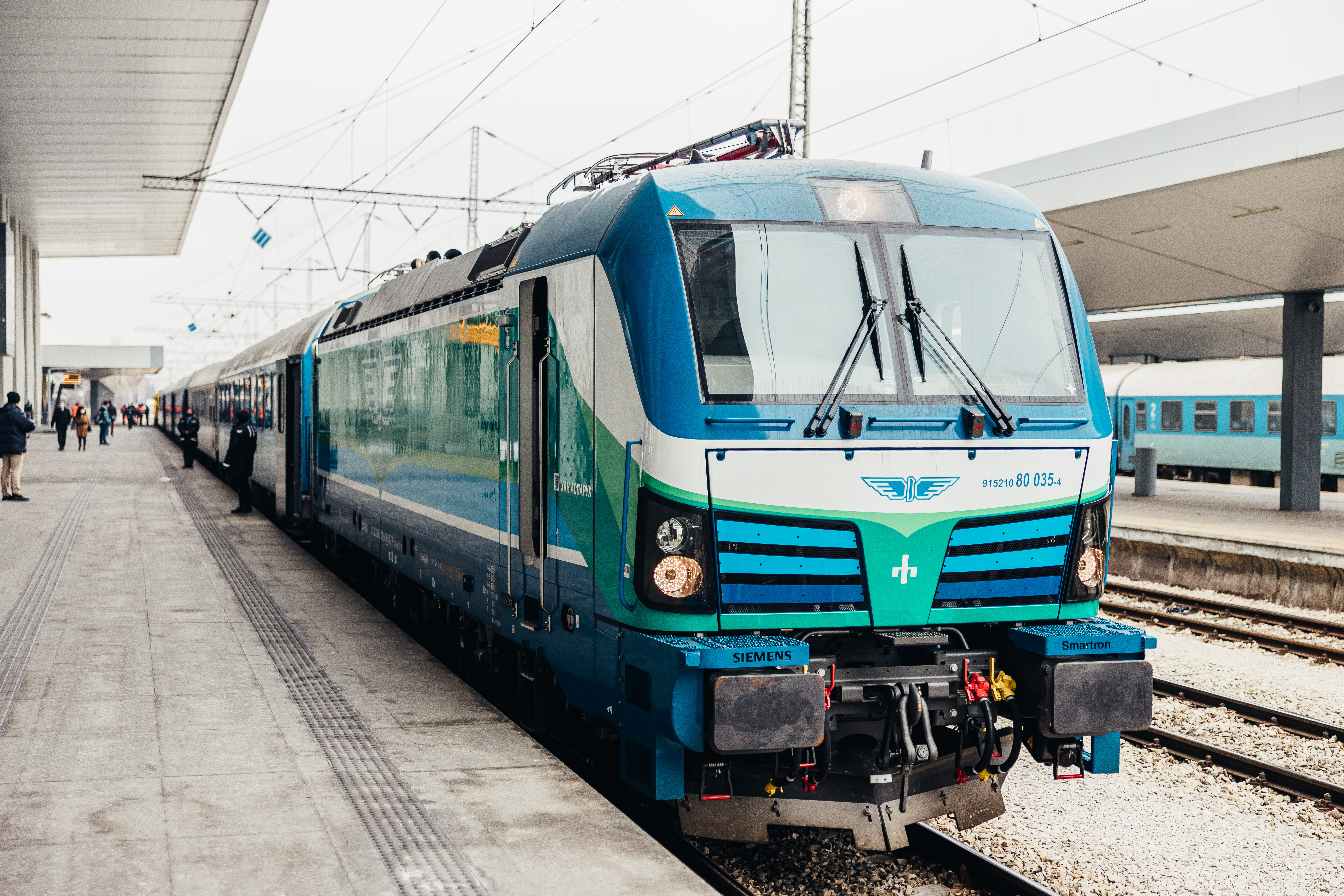 Още 10 умни“ локомотива Smartron ще достави Siemens Mobility на