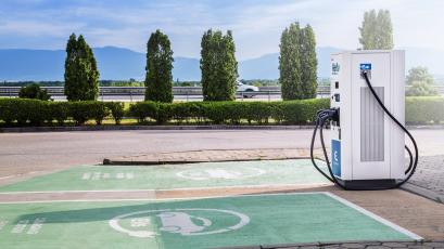 Най големият оператор на зарядна инфраструктура за електрически автомобили в България