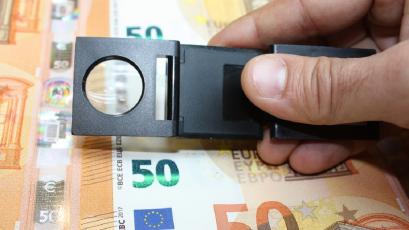Делът на фалшивите евробанкноти изтеглени от обращение през 2023 г
