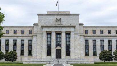Федералният резерв на САЩ Фед централната банка на страната започва първото