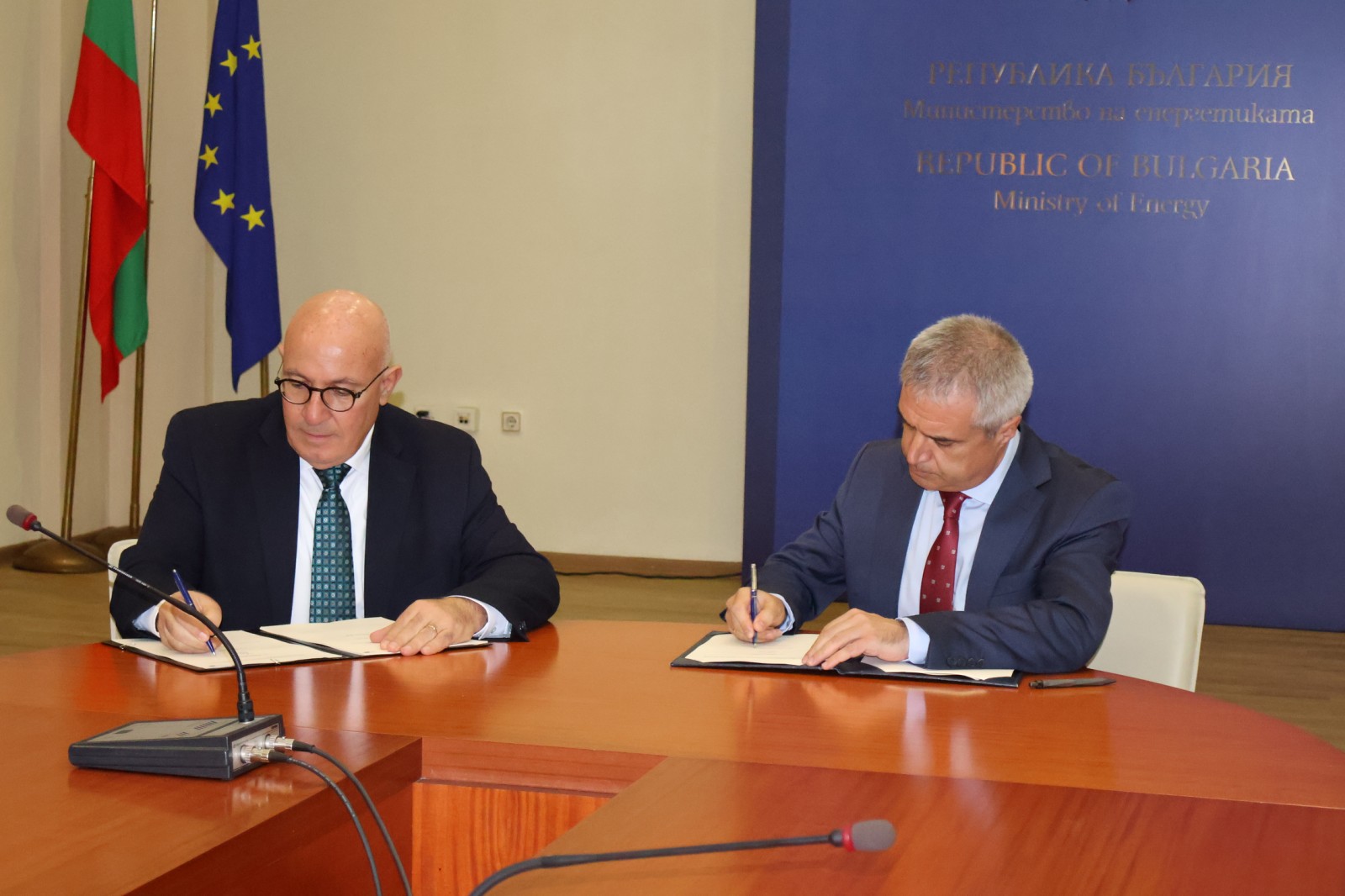 Европейската инвестиционна банка (ЕИБ) ще консултира Министерството на  енергетиката при