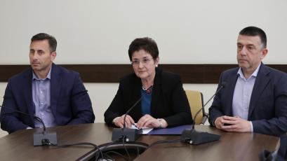 Вицепремиерът и министър на финансите Людмила Петкова съобщи пред журналисти