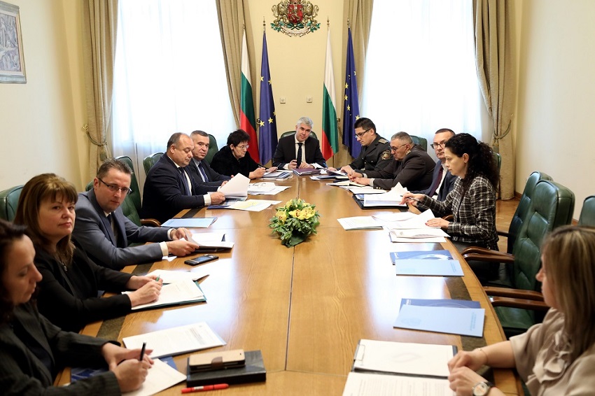 Със заповед на министър-председателя Димитър Главчев бяха създадени междуведомствени работни