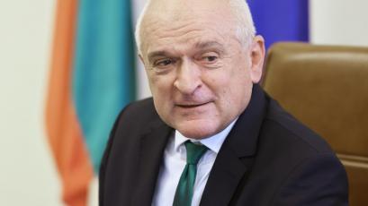 Prime Minister Dimitar Glavchev demanded urgent measures to deal with