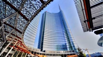 Италианската UniCredit е отправила оферта за закупуване на всички акции