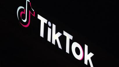 Китайските власти обмислят да продадат американския бизнес на TikTok на