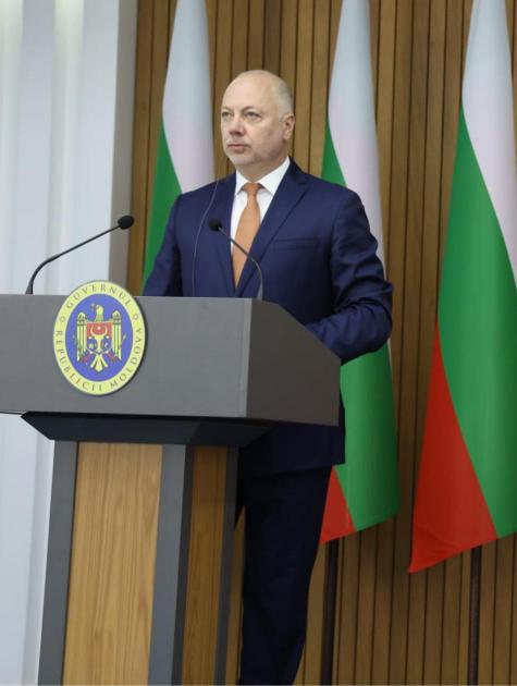 Prime Minister Zhelyazkov: Four helicopters and two planes will join the firefighting under the EU Civil Protection Mechanism