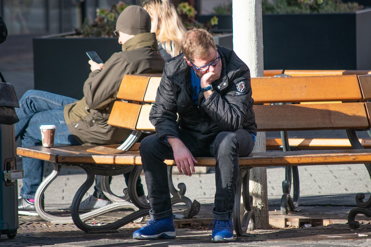 · Броят на заетите извън селското стопанство се е увеличил